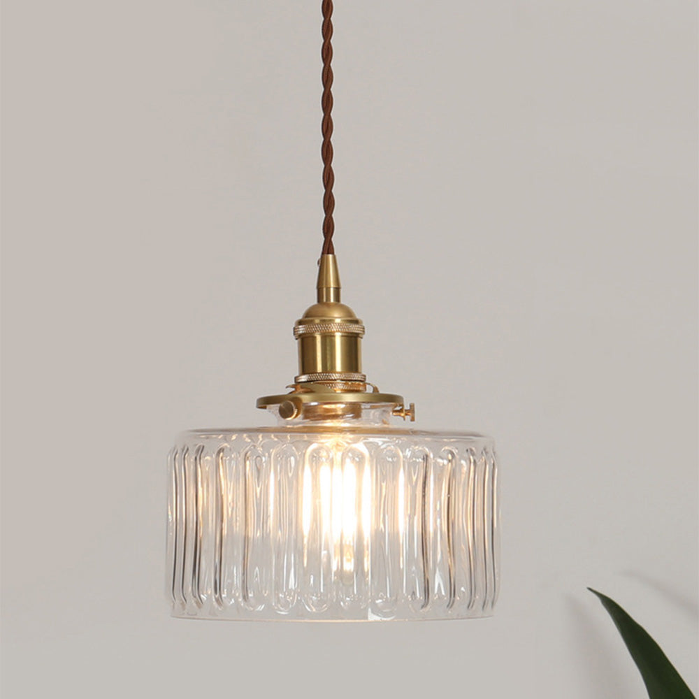 Kryształowa lampa wisząca w stylu vintage