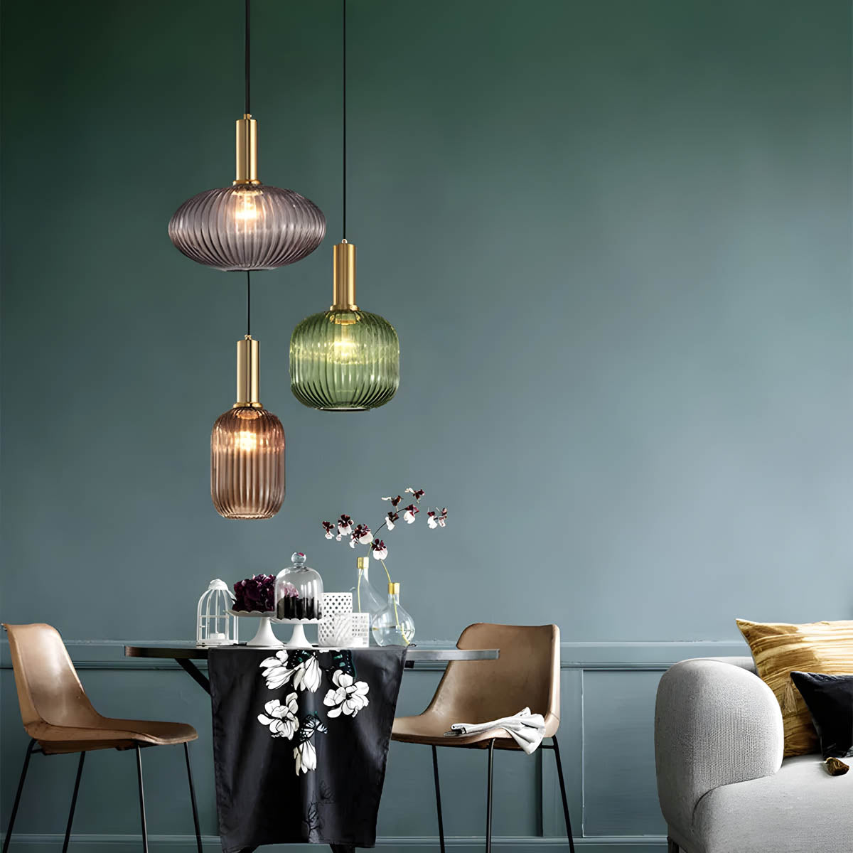 Lampa wisząca Hanos z kolorowego szkła