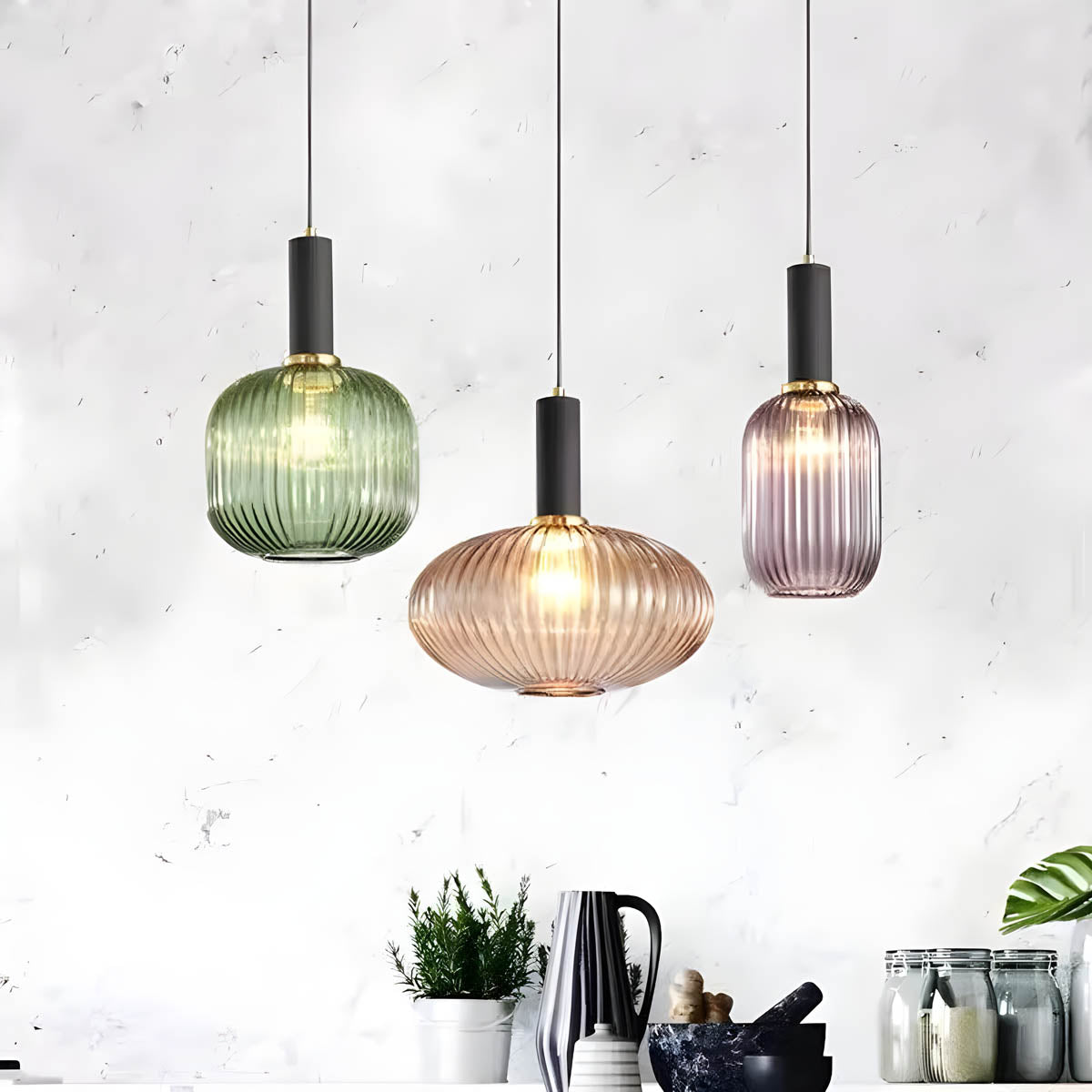 Lampa wisząca Hanos z kolorowego szkła