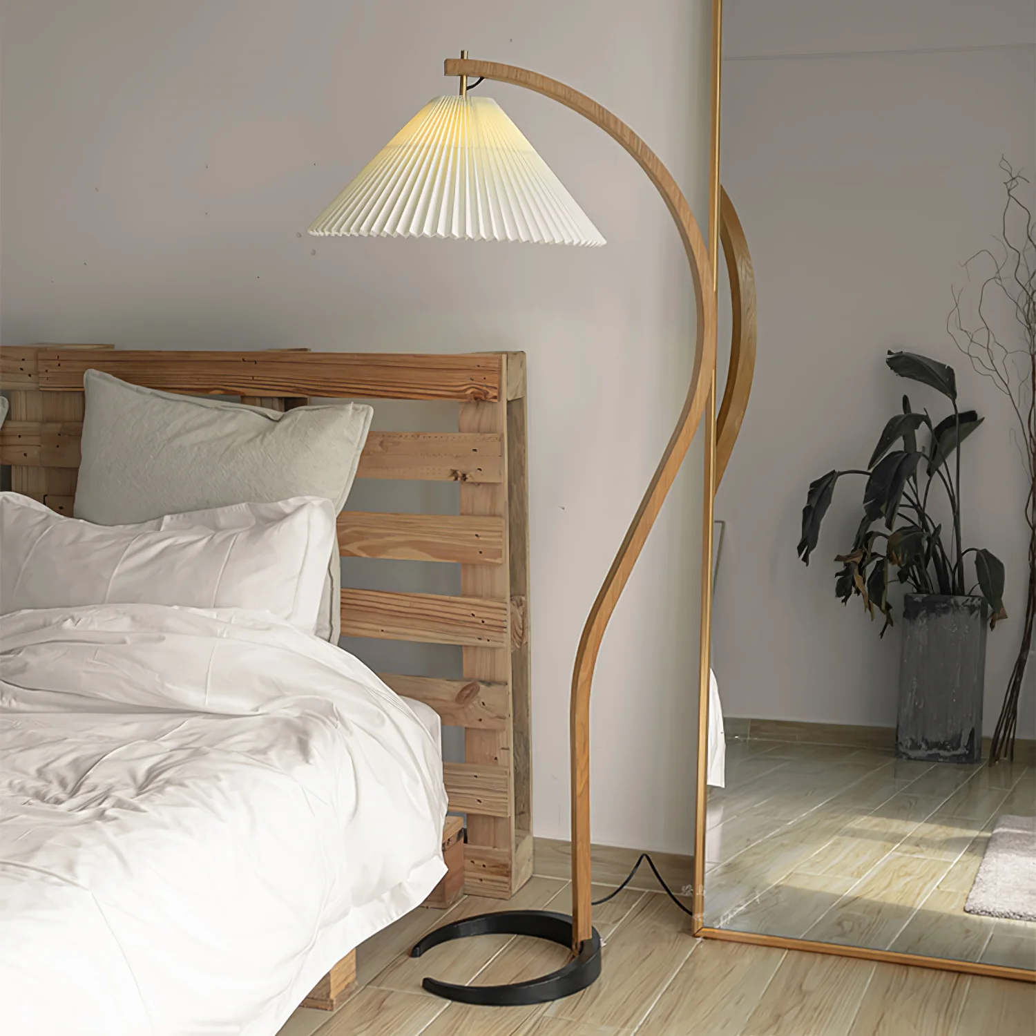 Lampa podłogowa Caprani