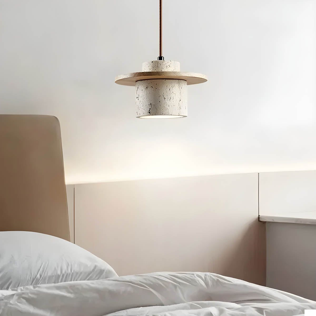 Lampa wisząca z kamienia trawertynowego