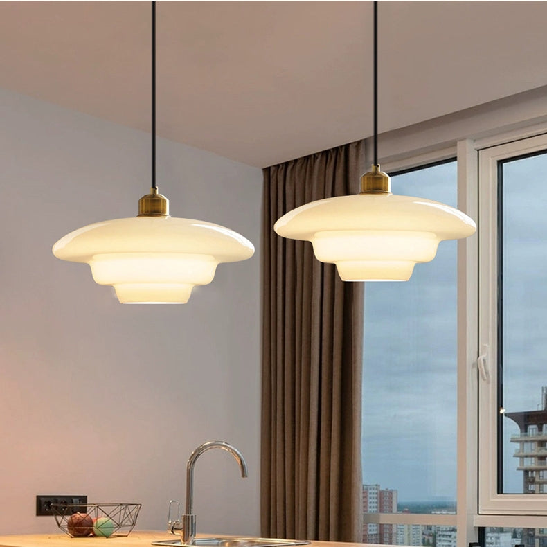 Biała lampa wisząca z połowy wieku