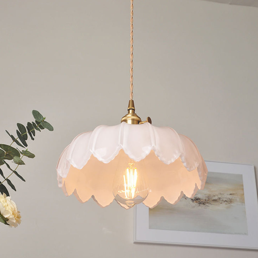 Szklana lampa wisząca w stylu rocznik