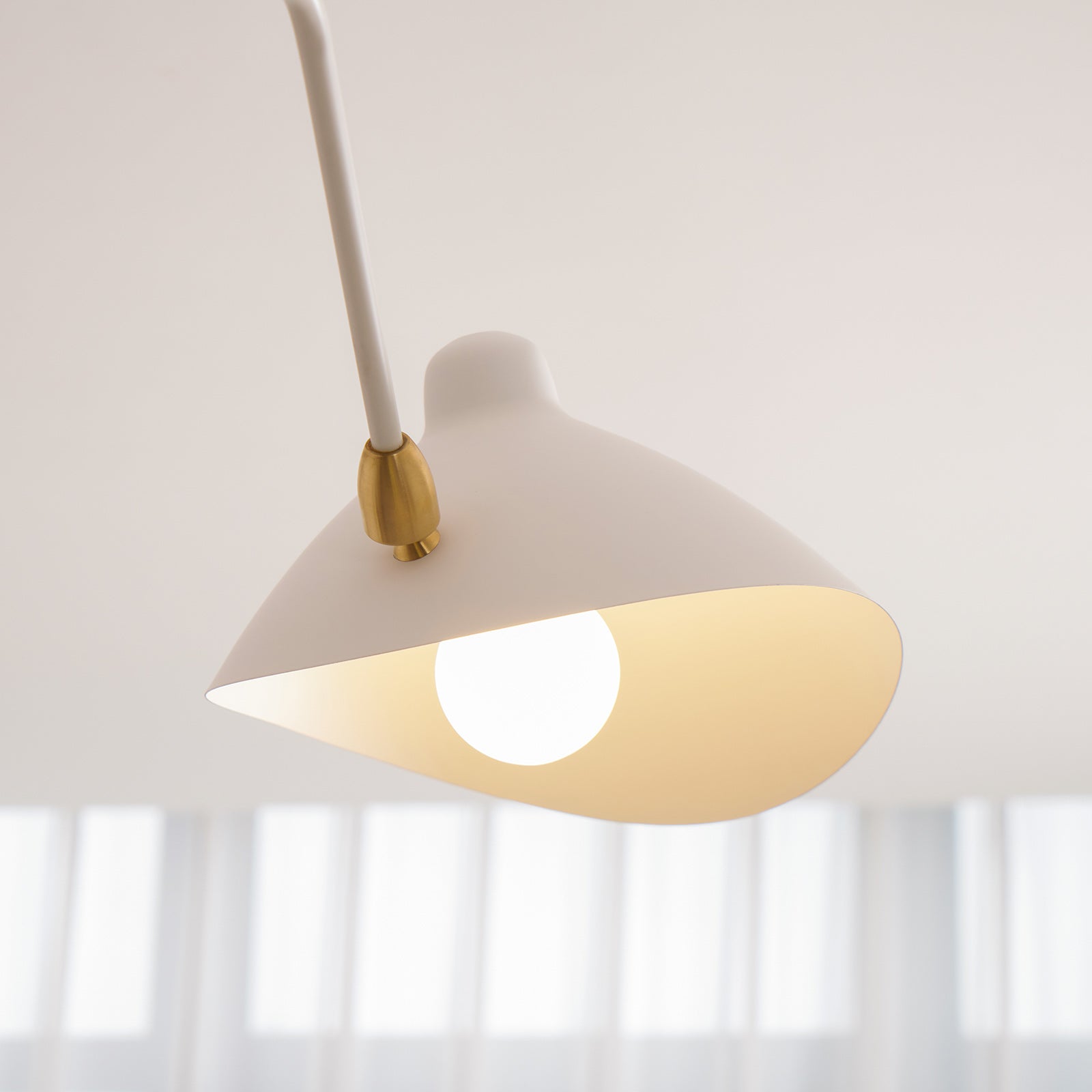 Lampa sufitowa Serge Mouille