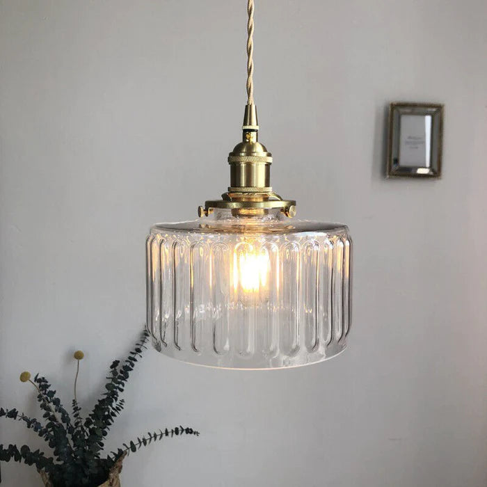 Kryształowa lampa wisząca w stylu vintage
