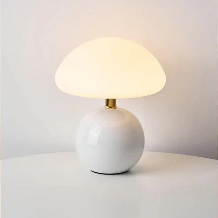 Francuska kremowa lampa grzybowa