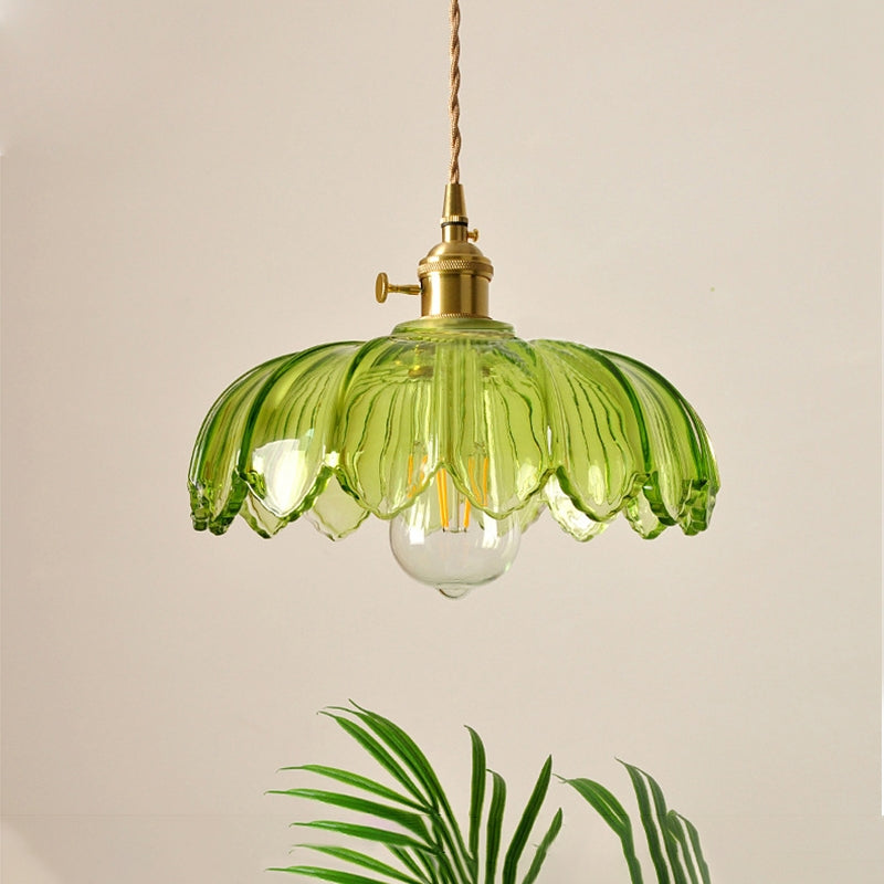 Szklana lampa wisząca w stylu rocznik