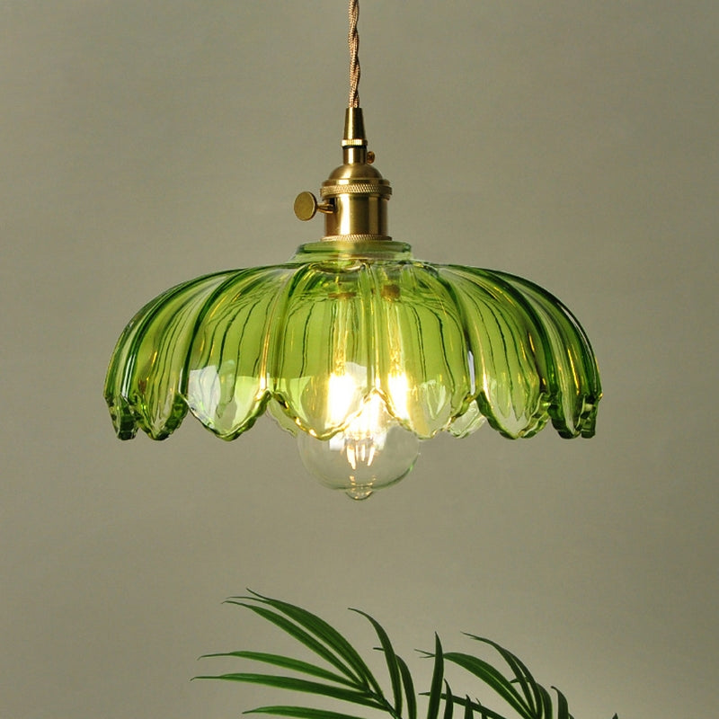 Szklana lampa wisząca w stylu rocznik